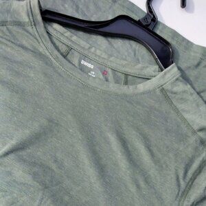 Swiss Tech Poly Stretch Tee – Green – Size L (NWT)